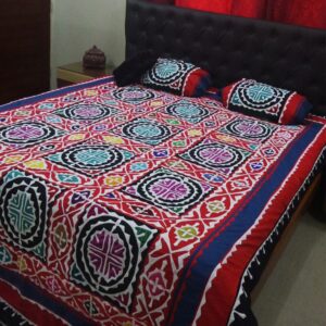 Handmade Sindhi Ralli Bedsheet with 2 x Pillow Covers - Image 4